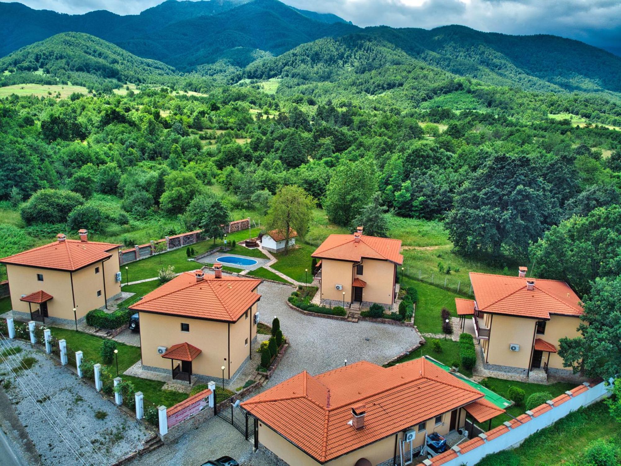 Комплекс Тянкови Къщи Vurșeț Exterior foto